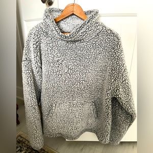 Eddie Bauer Fluffy and Oversized Pullover